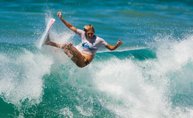 Pro Surfers: Stephanie Gilmore