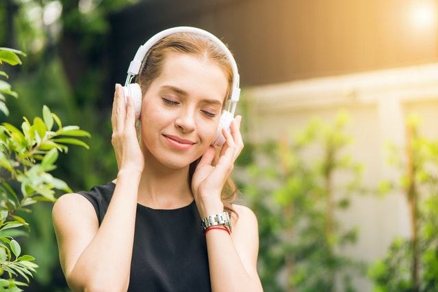 5 Inspirational Podcasts You Must Listen To
